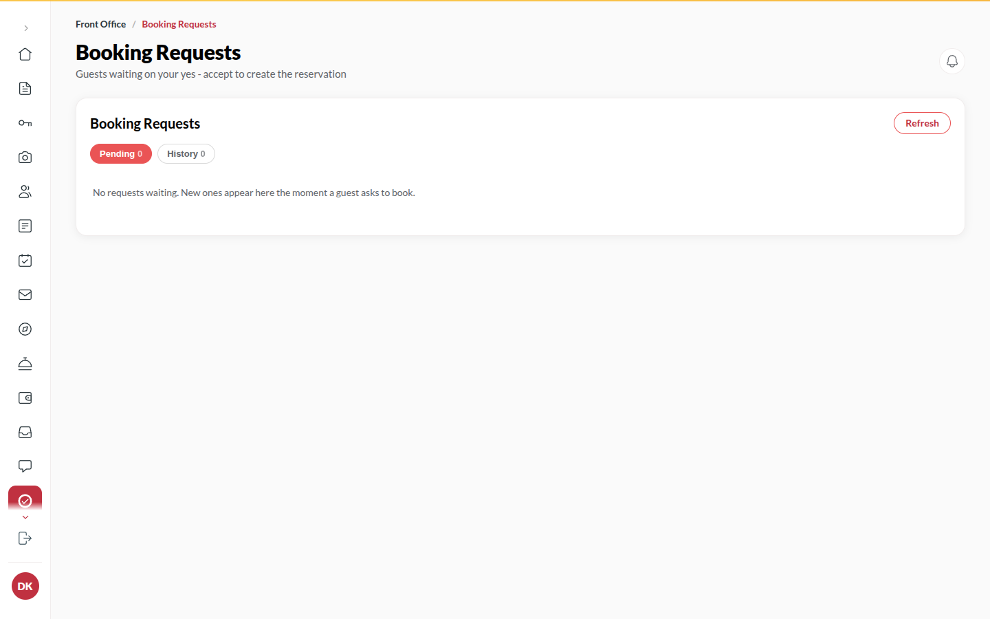 Screenshot: a pending request with Accept and Decline
