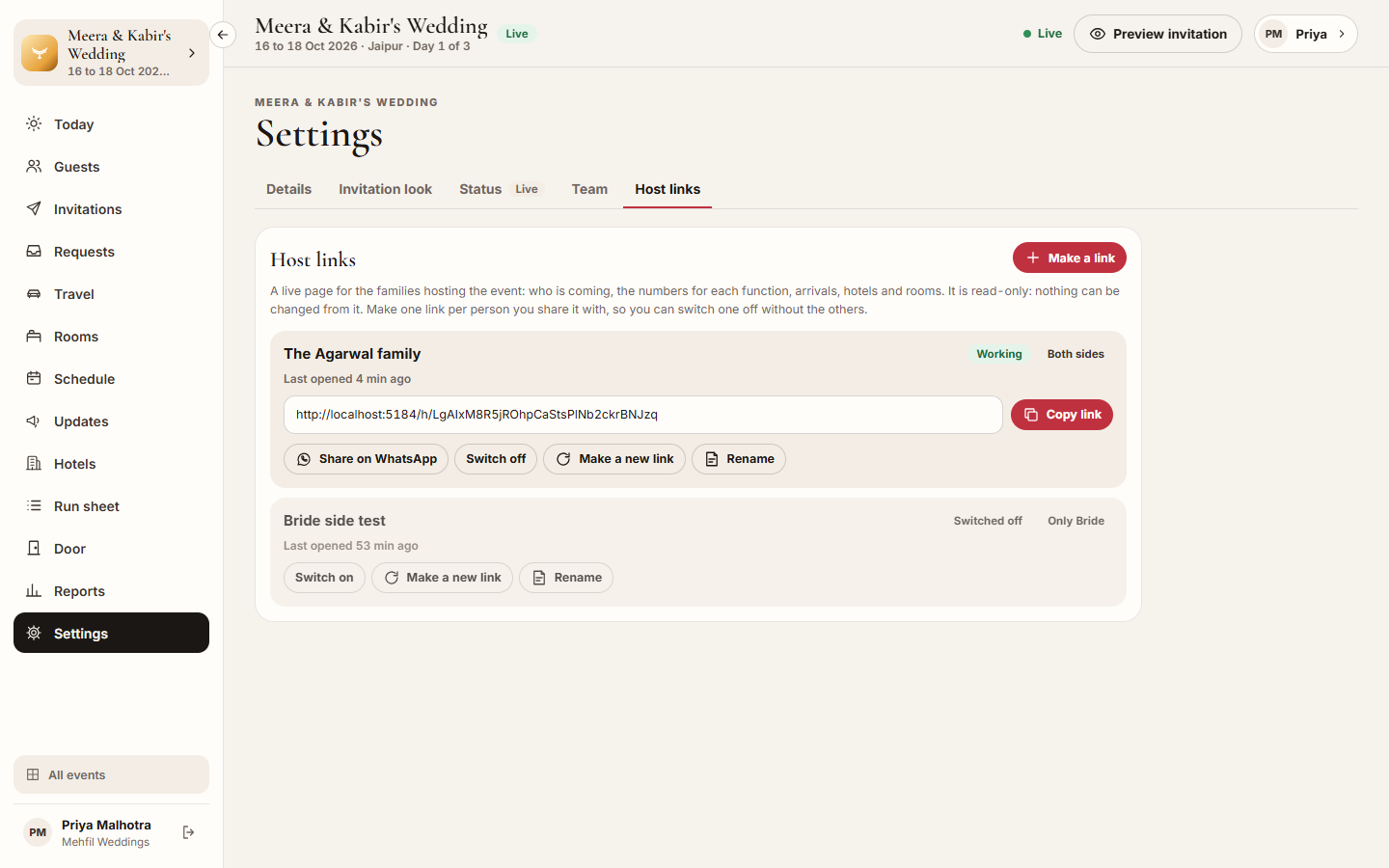 Screenshot: the Host links tab with a working link and a switched-off link